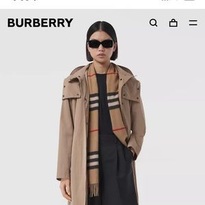 Burberry Classic Check Cashmere Scarf